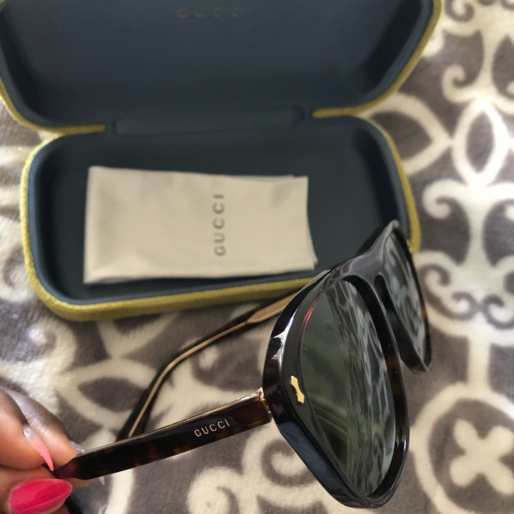 Gucci sunglasses